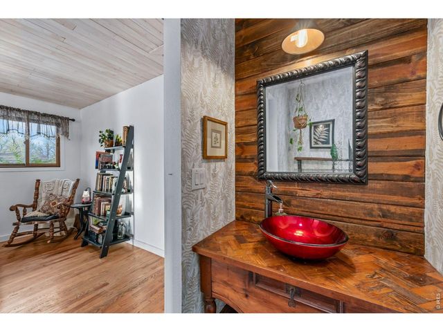 2021 River Glen Dr, Berthoud, CO 80513