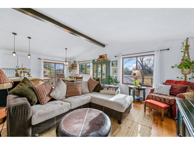 2021 River Glen Dr, Berthoud, CO 80513