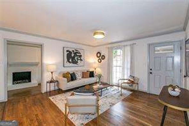 902 Scott Lane SW, Marietta, GA 30008