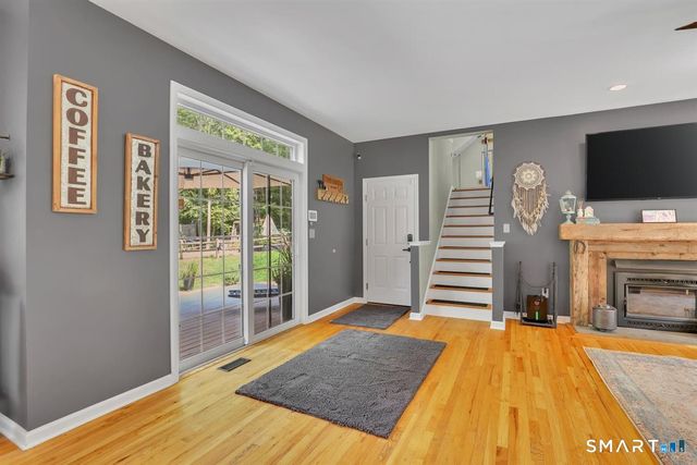 18 Jacob Lane, Killingworth, CT 06419