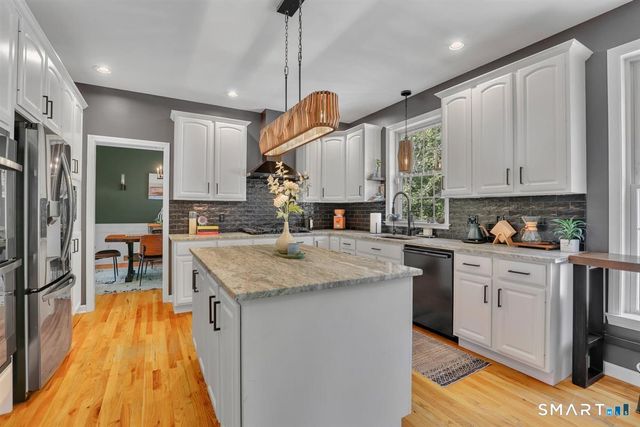 18 Jacob Lane, Killingworth, CT 06419
