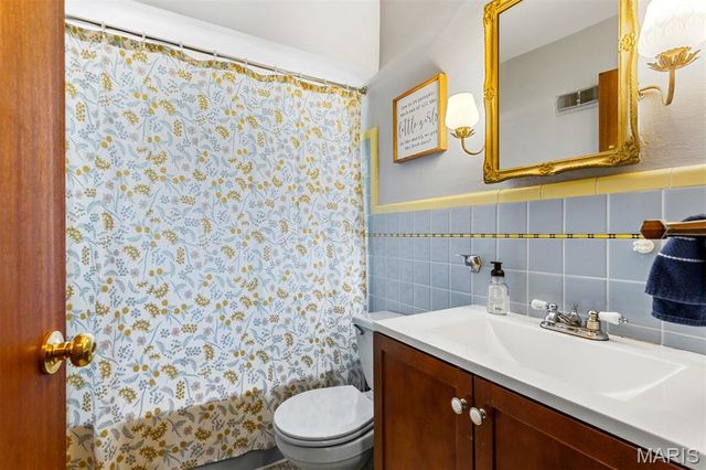5939 Hilgard Place, St Louis, MO 63109