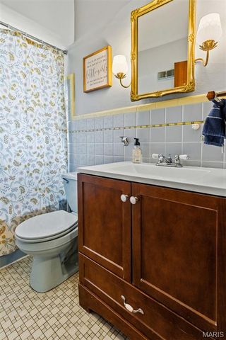 5939 Hilgard Place, St Louis, MO 63109