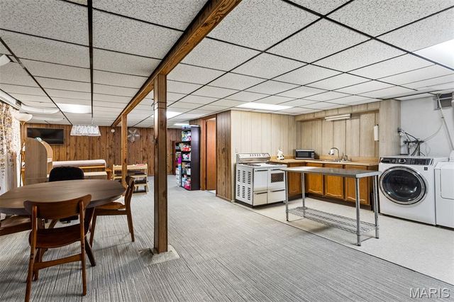 5939 Hilgard Place, St Louis, MO 63109