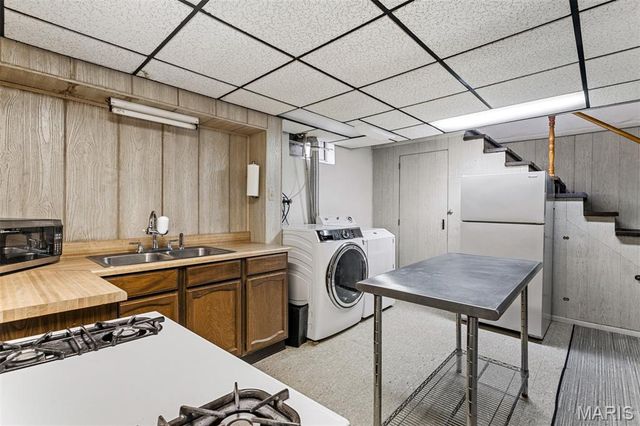 5939 Hilgard Place, St Louis, MO 63109