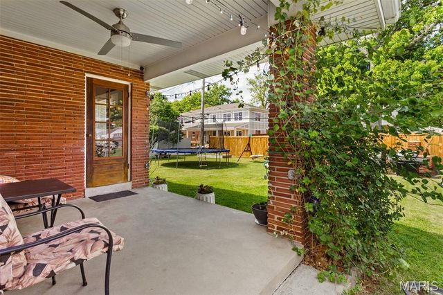 5939 Hilgard Place, St Louis, MO 63109