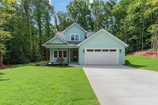 406 Point Road, Westminster, SC 29693