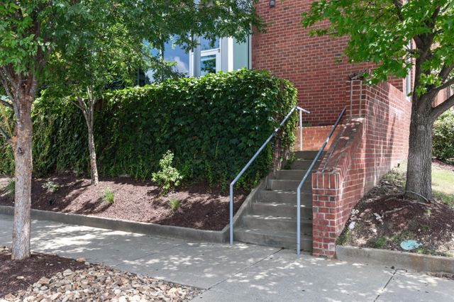 926 Woodland St Unit 101, Nashville, TN 37206