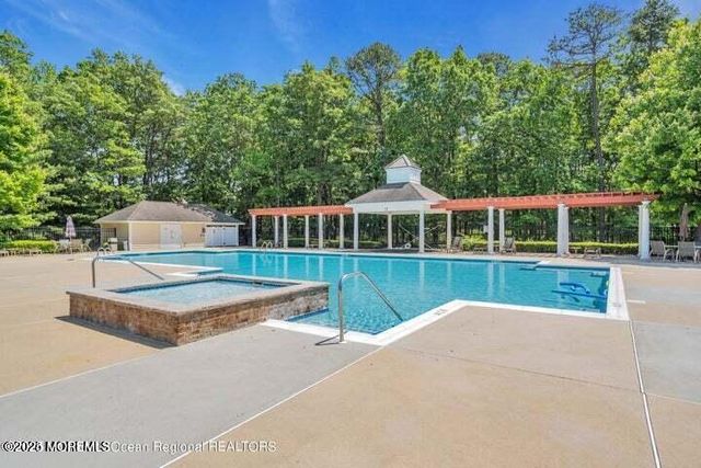 735 Amy Court, Lakewood, NJ 08701