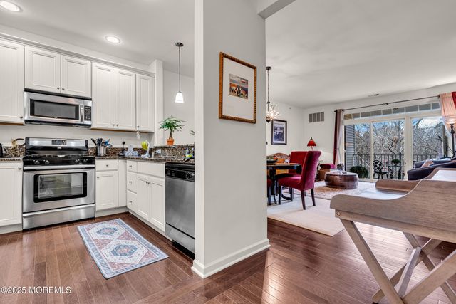 735 Amy Court, Lakewood, NJ 08701