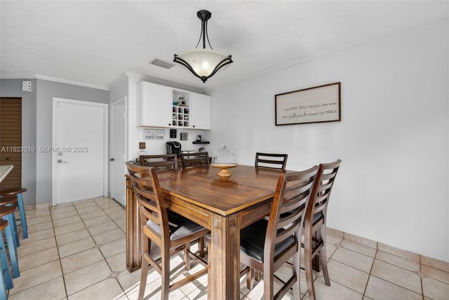 1260 NW 110th Ave, Plantation, FL 33322