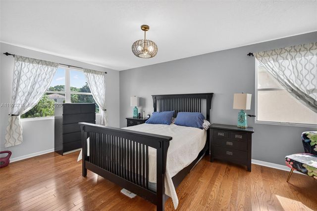 1260 NW 110th Ave, Plantation, FL 33322