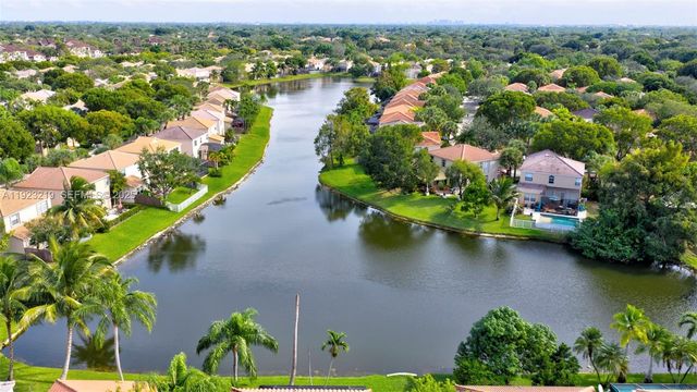 1260 NW 110th Ave, Plantation, FL 33322