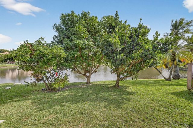 1260 NW 110th Ave, Plantation, FL 33322