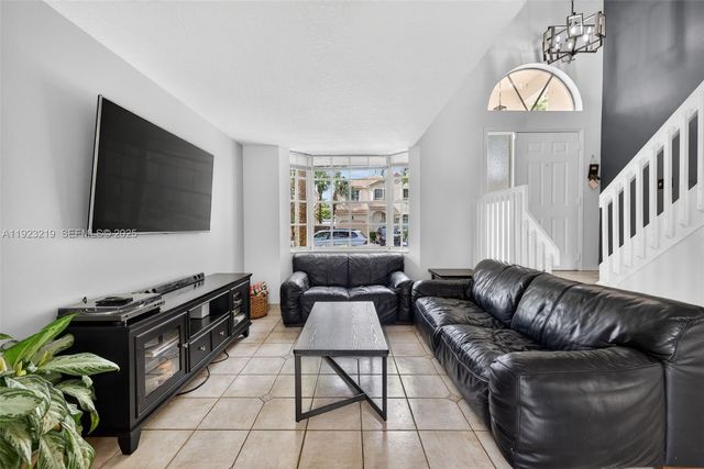 1260 NW 110th Ave, Plantation, FL 33322