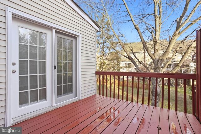 15 HEWETSON CT, Lutherville Timonium, MD 21093