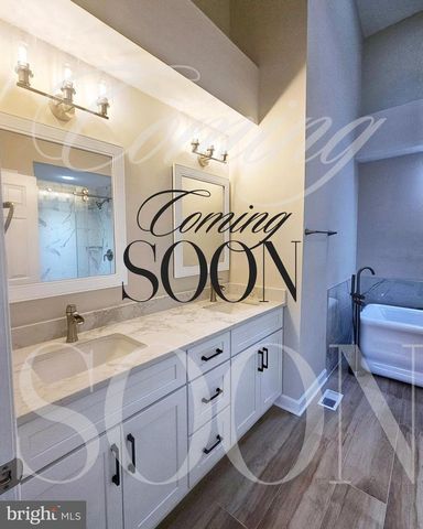 15 HEWETSON CT, Lutherville Timonium, MD 21093