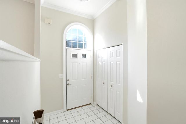 15 HEWETSON CT, Lutherville Timonium, MD 21093