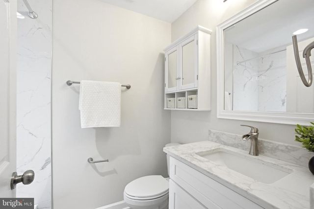 15 HEWETSON CT, Lutherville Timonium, MD 21093