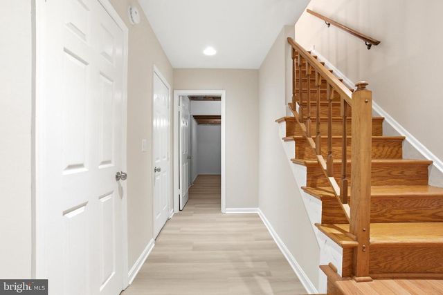 15 HEWETSON CT, Lutherville Timonium, MD 21093