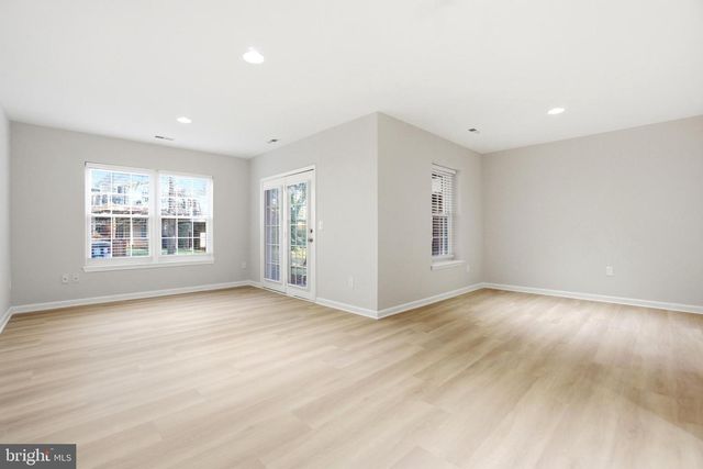 15 HEWETSON CT, Lutherville Timonium, MD 21093