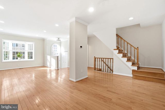 15 HEWETSON CT, Lutherville Timonium, MD 21093