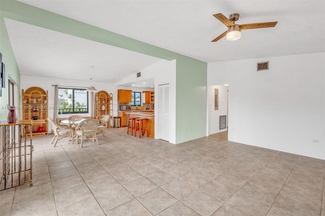 877 Ellen Dr., Key Largo, FL 33037