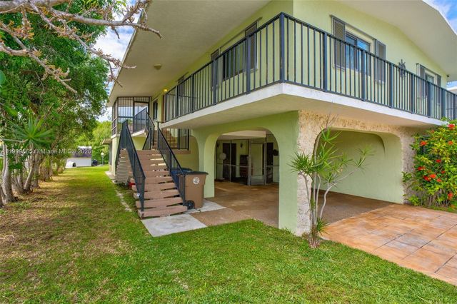 877 Ellen Dr., Key Largo, FL 33037