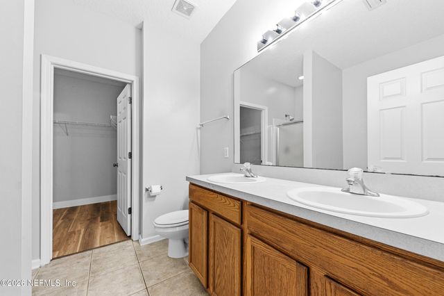12301 KERNAN FOREST Boulevard 202, Jacksonville, FL 32225