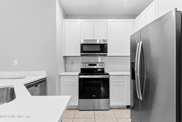 12301 KERNAN FOREST Boulevard 202, Jacksonville, FL 32225