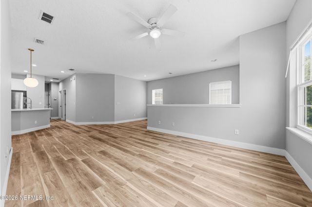 12301 KERNAN FOREST Boulevard 202, Jacksonville, FL 32225