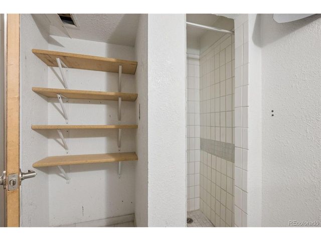 1207 S Gray St, Lakewood, CO 80232