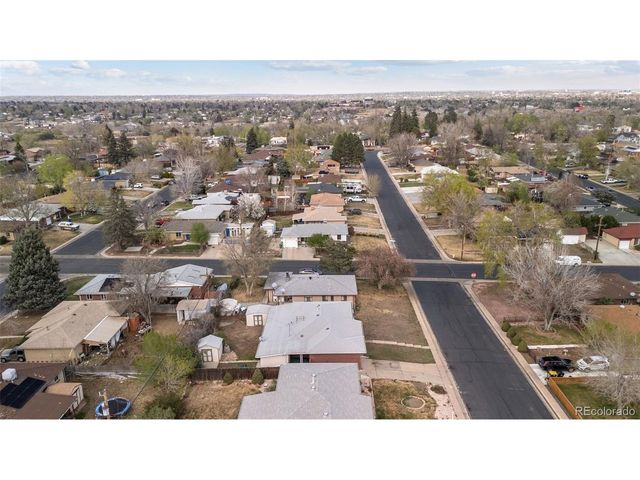 1207 S Gray St, Lakewood, CO 80232
