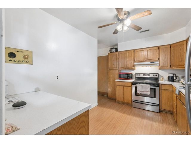 1207 S Gray St, Lakewood, CO 80232