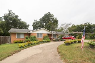 4507 E Frank Phillips Boulevard, Bartlesville, OK 74006