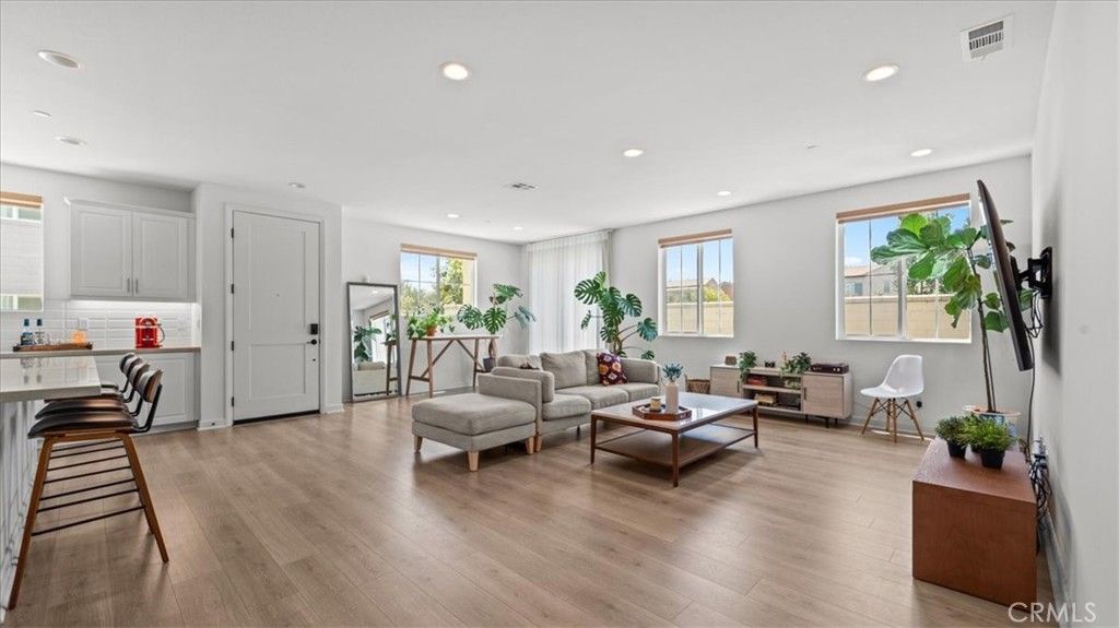3930 S Oasis Paseo 237, Ontario, CA 91761