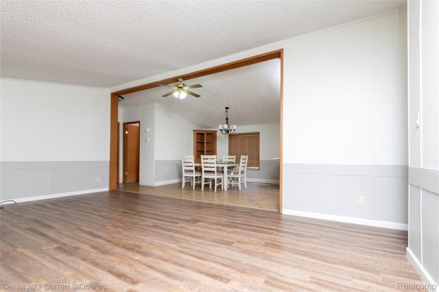 15088 Norway Street, Monroe Charter Township, MI 48161