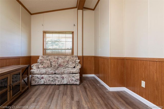 15088 Norway Street, Monroe Charter Township, MI 48161