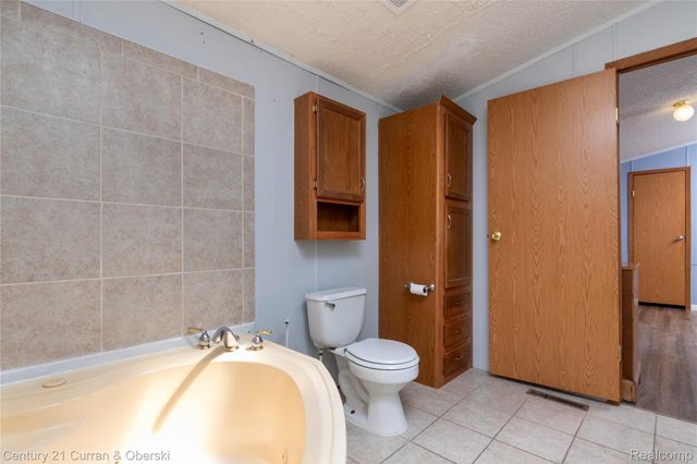 15088 Norway Street, Monroe Charter Township, MI 48161