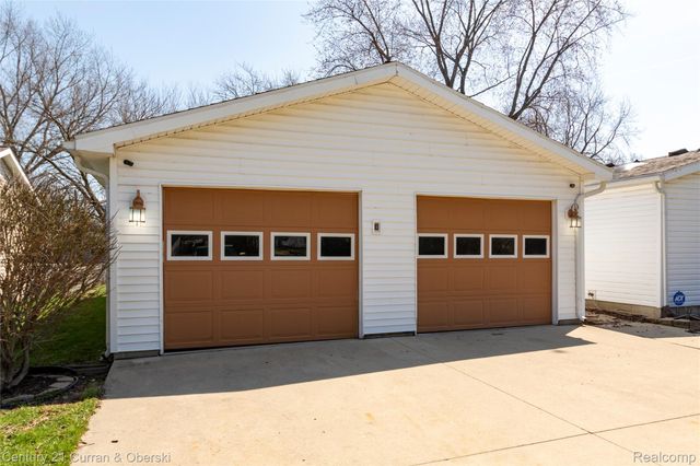 15088 Norway Street, Monroe Charter Township, MI 48161