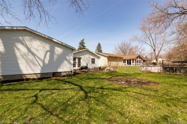 15088 Norway Street, Monroe Charter Township, MI 48161