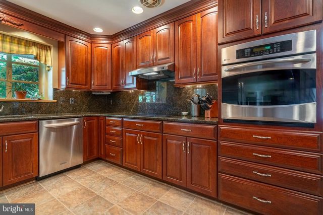 1626 MOUNT PLEASANT RD, Villanova, PA 19085