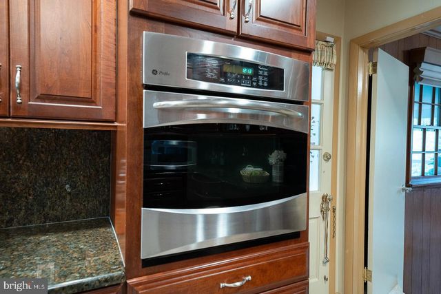 1626 MOUNT PLEASANT RD, Villanova, PA 19085