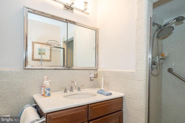 1626 MOUNT PLEASANT RD, Villanova, PA 19085