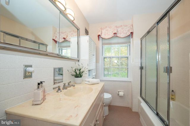 1626 MOUNT PLEASANT RD, Villanova, PA 19085