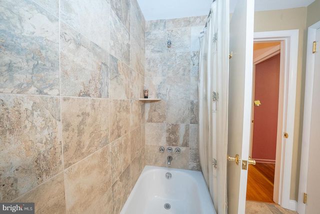 1626 MOUNT PLEASANT RD, Villanova, PA 19085