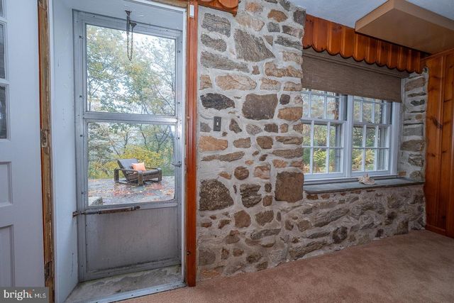 1626 MOUNT PLEASANT RD, Villanova, PA 19085