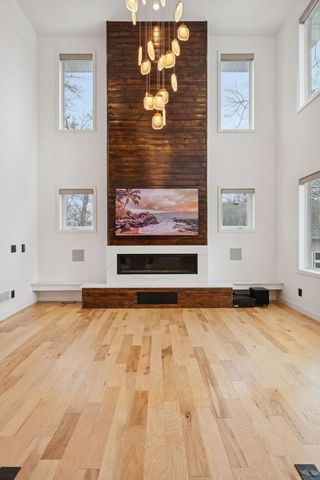 18305 Dove Court, Eden Prairie, MN 55347