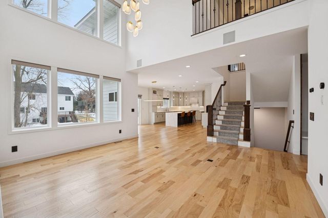 18305 Dove Court, Eden Prairie, MN 55347