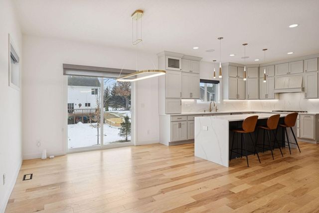 18305 Dove Court, Eden Prairie, MN 55347